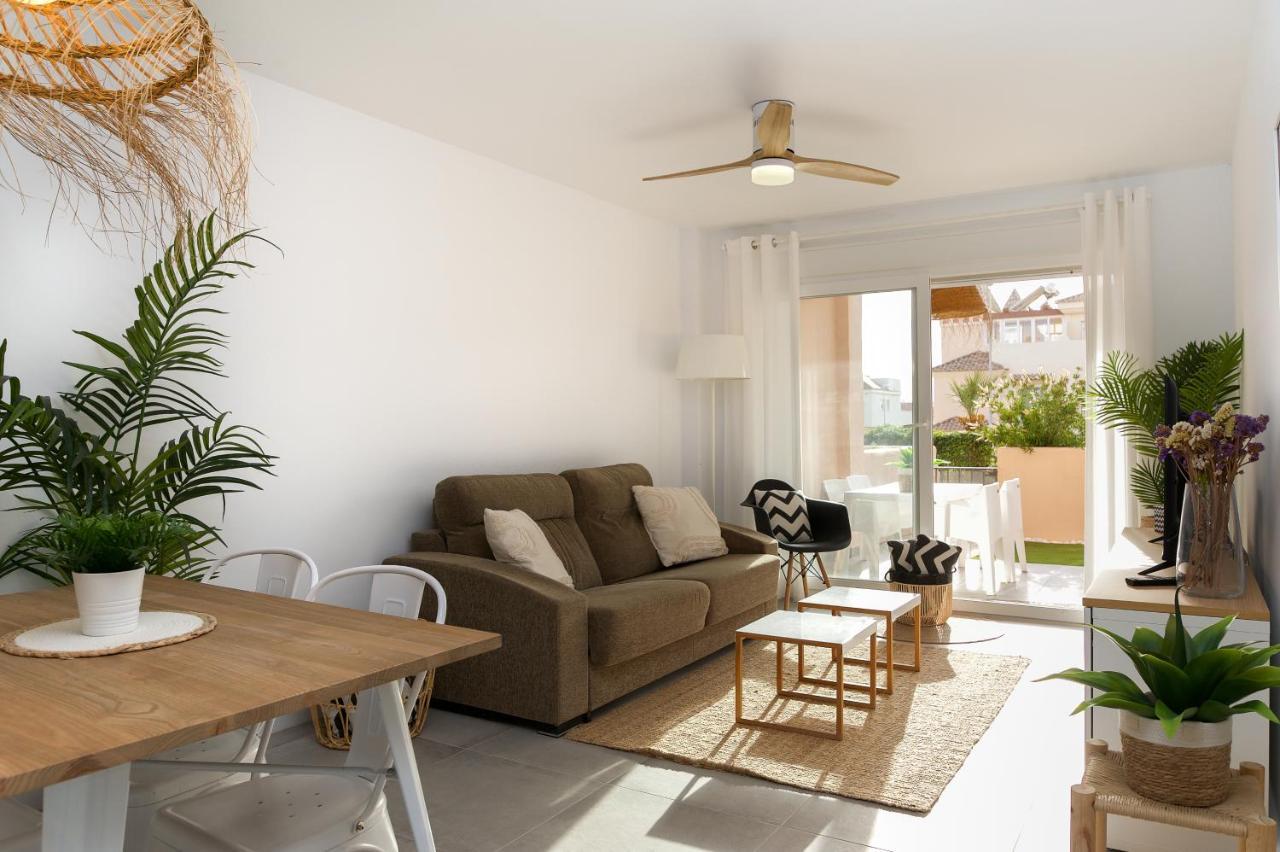 Surf Apartment - Wifi - Parking - Swimming Pool - Patio - Garden Tarifa Luaran gambar