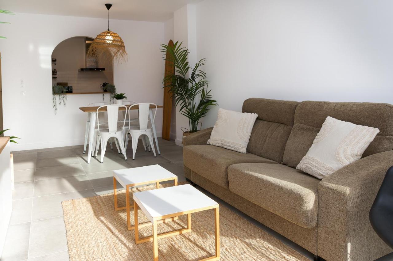 Surf Apartment - Wifi - Parking - Swimming Pool - Patio - Garden Tarifa Luaran gambar